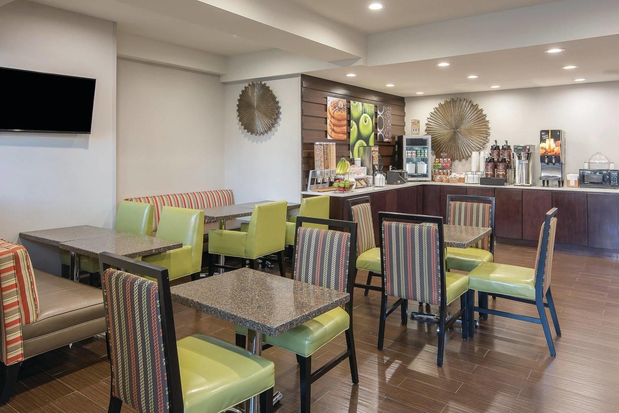 La Quinta By Wyndham Brooklyn East Hotell New York Eksteriør bilde