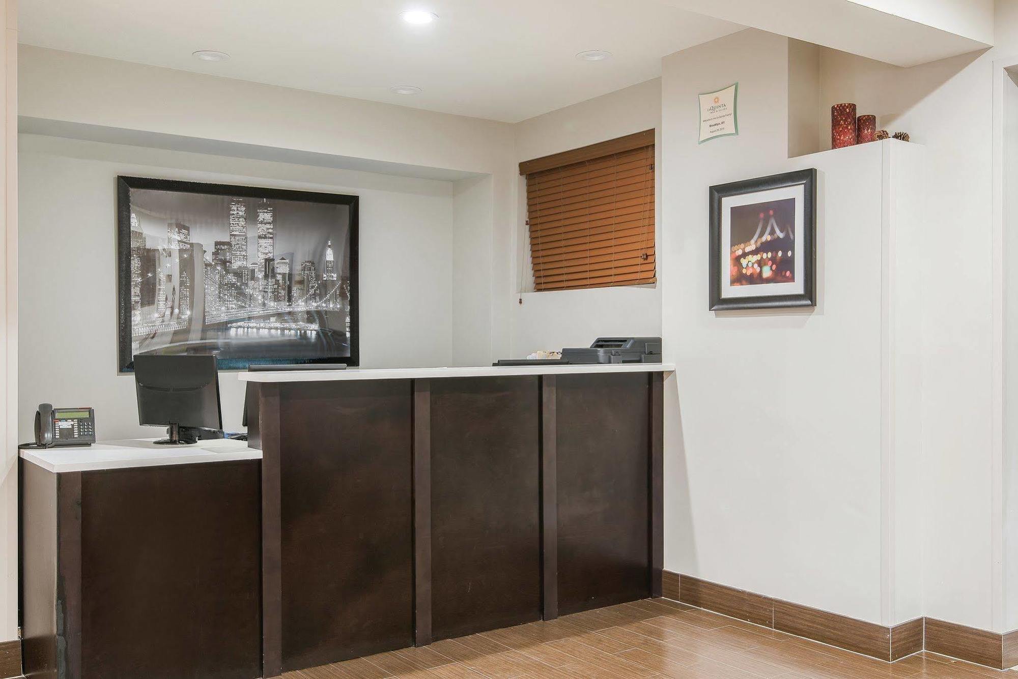La Quinta By Wyndham Brooklyn East Hotell New York Eksteriør bilde